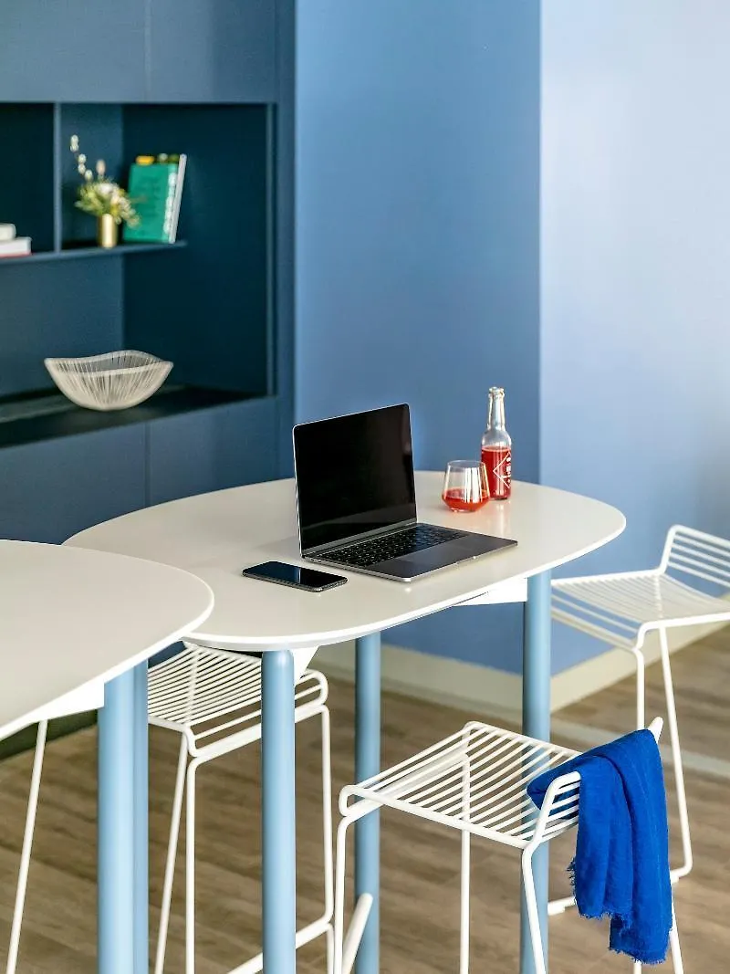 Okko Hotels Toulon Centre 4*,